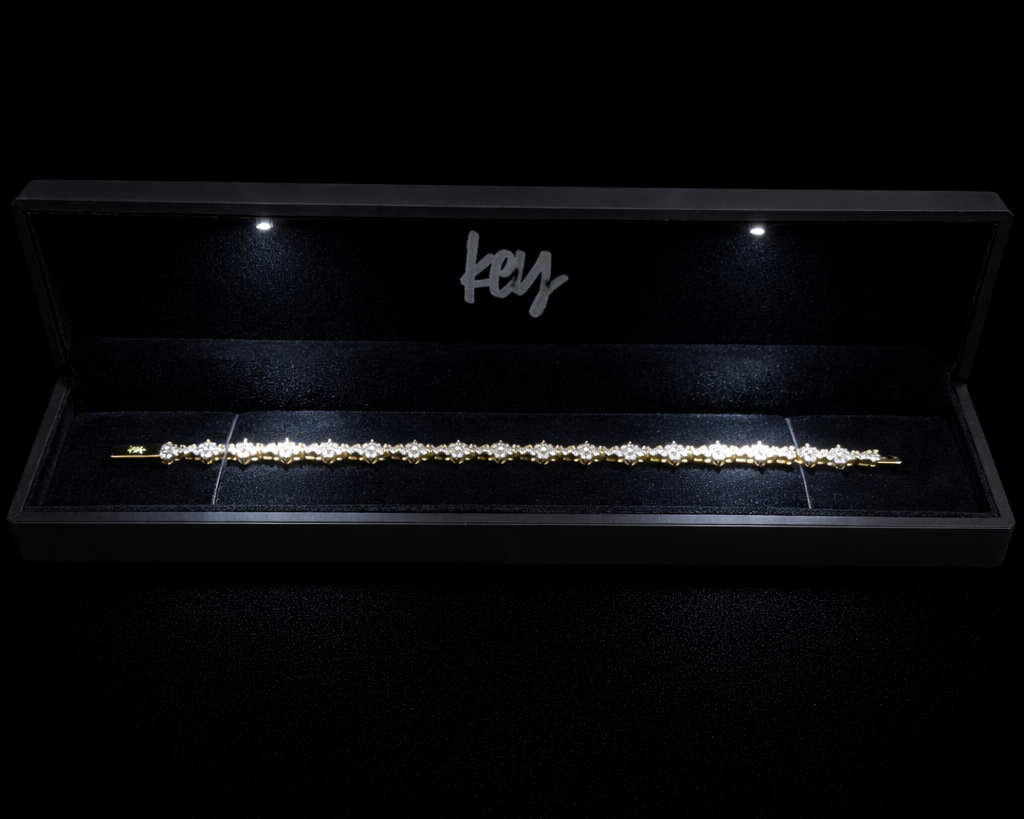 Key Jewelry Gold Cross Bracelet 7inch