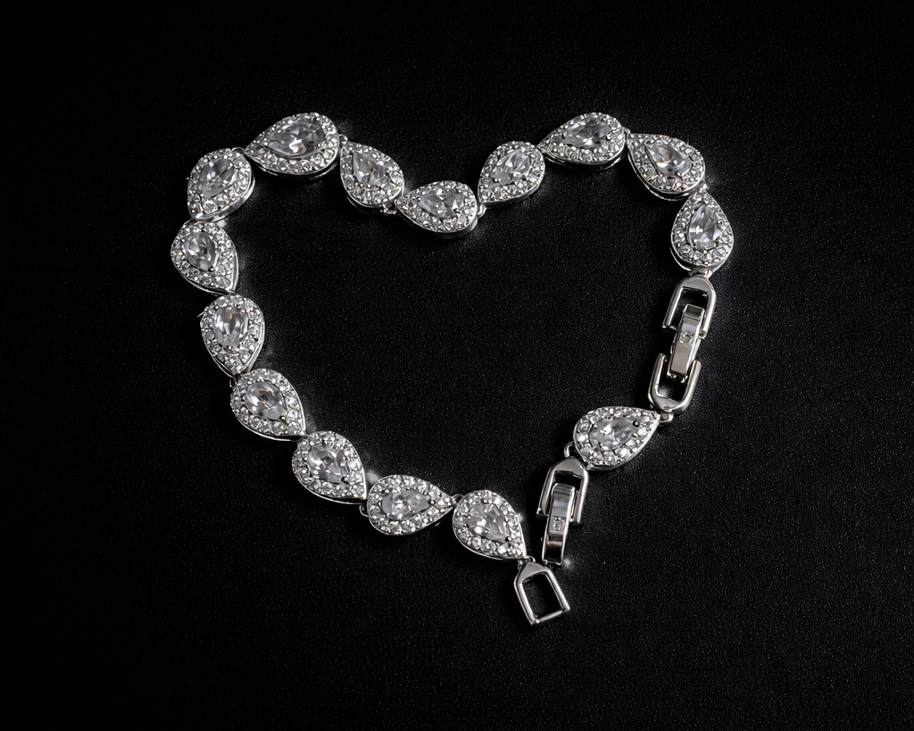 Key Jewelry Tear Drop Bracelet 7in+1.25in extension